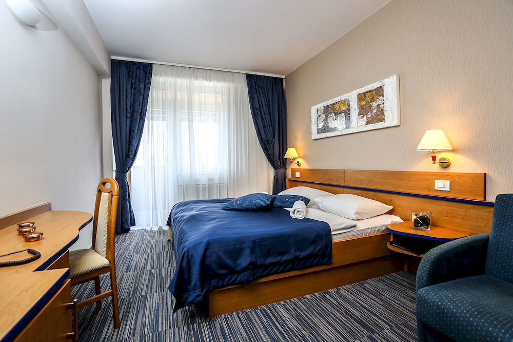 Villa Tamaris - Hotel Resort Drazica Кърк Екстериор снимка